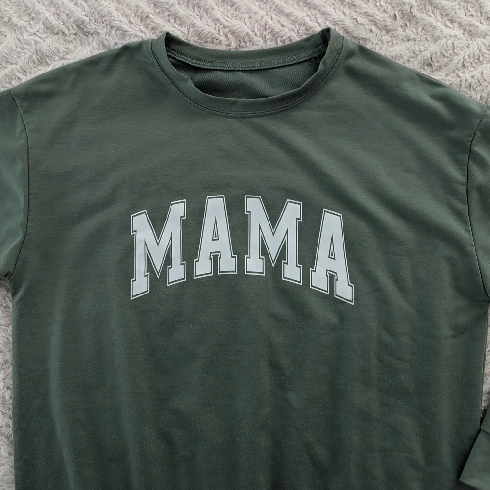 'MAMA' Sweatshirt - Picture 7 of 7